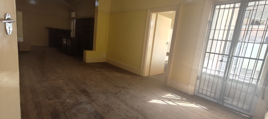 6 Bedroom Property for Sale in Sydenham Eastern Cape